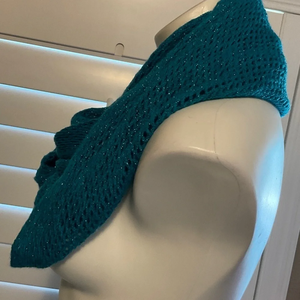 Chic Teal Knit Infinity Scarf